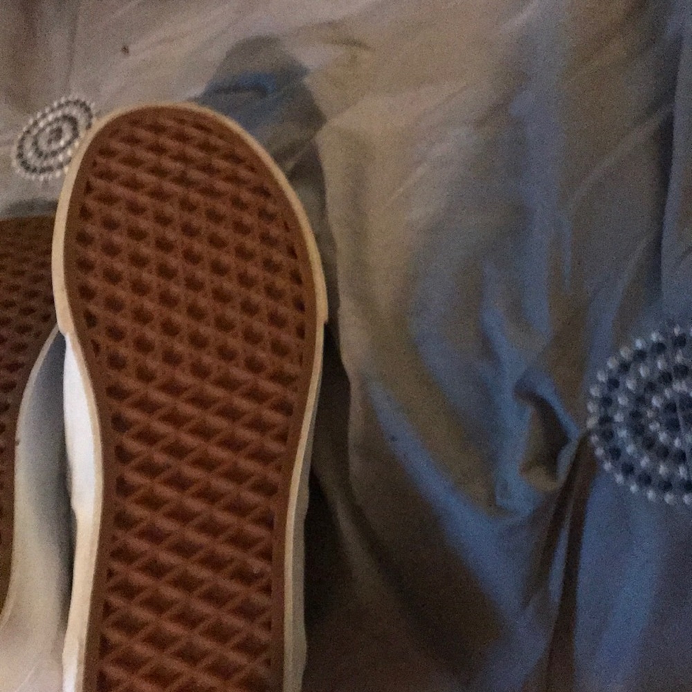 Vans - Picture 3 of 5